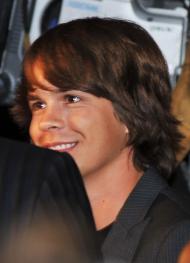 Johnny Simmons Johnny Simmons
