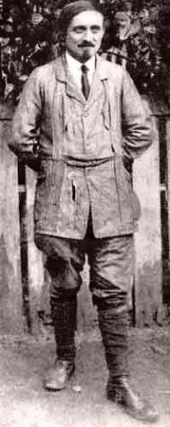 E. Armand