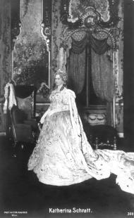 Kateřina Schrattová